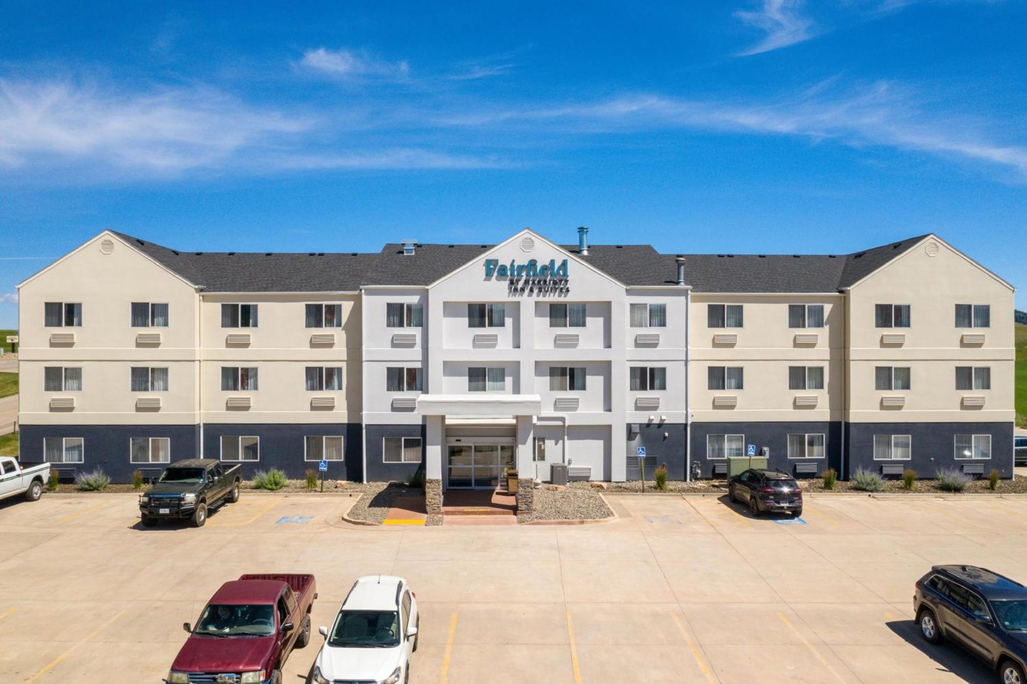 Fairfield Inn & Suites By Marriott Spearfish Exterior photo